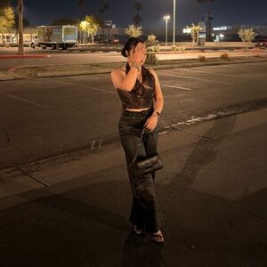 Meet your Posher, Everlin